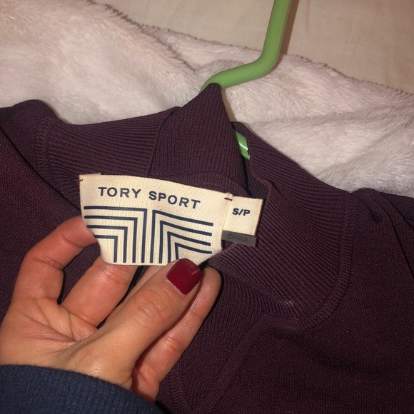 Tory Burch Turtle Neck - Picture 2 of 4